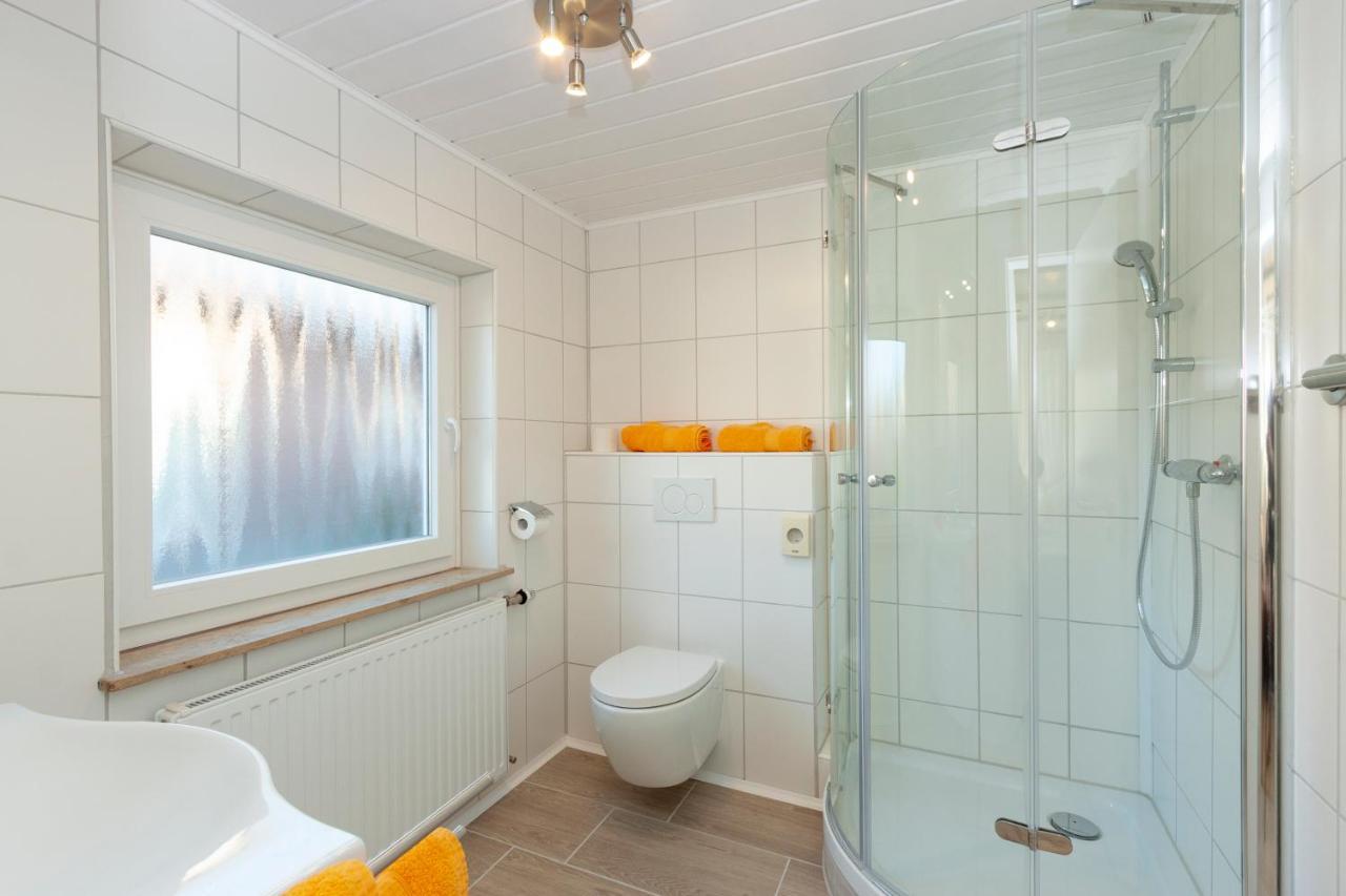 Hotel Garni Nordseerose Greetsiel Krummhörn Buitenkant foto